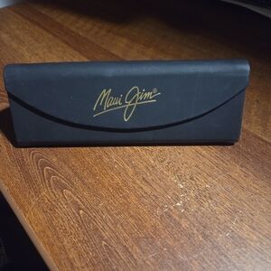 Maui Jim Black Sunglasses Case with Gold Logo